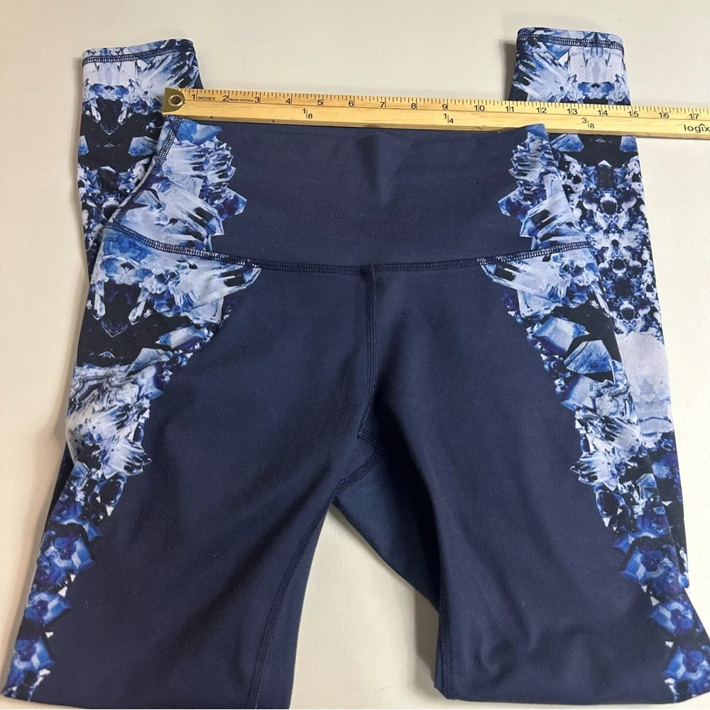 Alo Yoga High Waisted Athletic Airbrush Leggings in Dark Crystal Sky Size XS